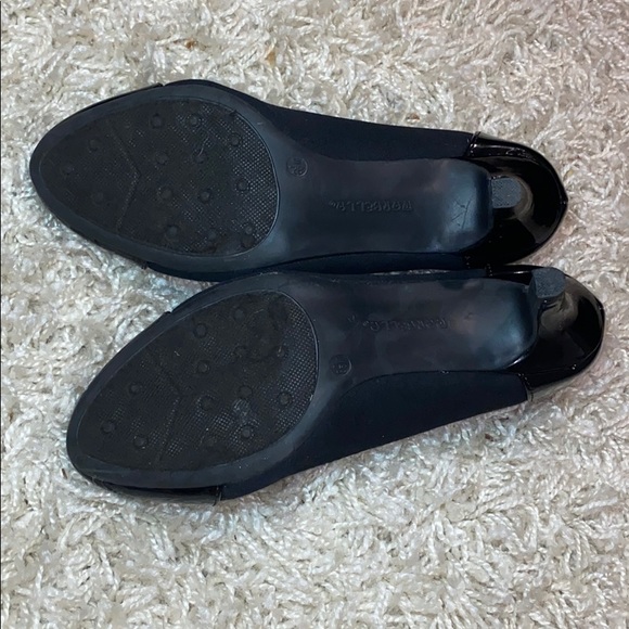 Low Pointed Heels! - Picture 3 of 4